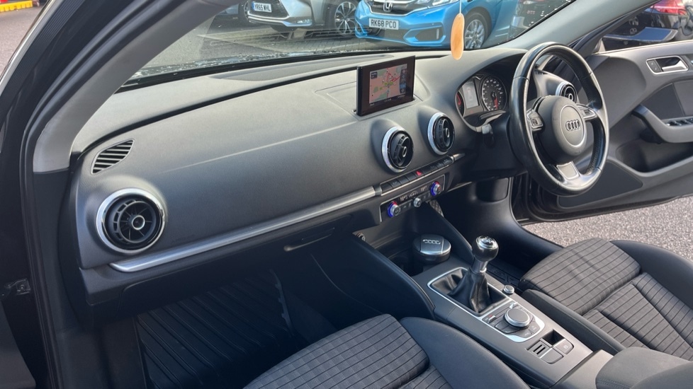 Used Audi A3 2016 for sale - 76614856: Photo 10