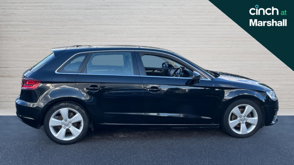 Used Audi A3 2016 for sale - 76614856: Photo 2