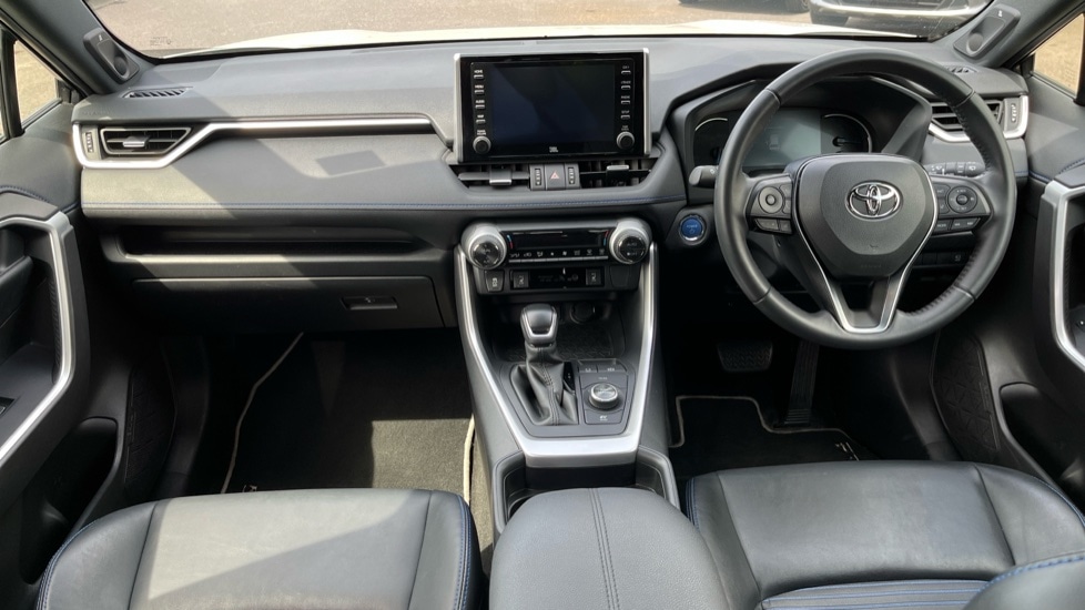 Used Toyota RAV4 2021 for sale - 76161311: Photo 11