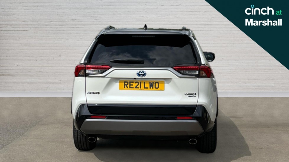 Used Toyota RAV4 2021 for sale - 76161311: Photo 4