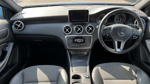 Used Mercedes-Benz A-Class 2015 for sale - 76190991: Photo 11