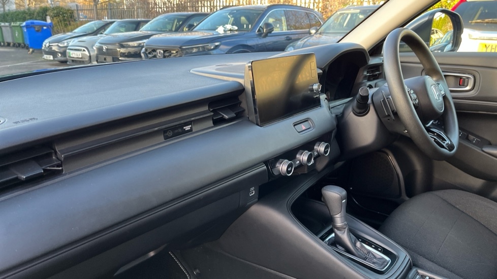 Used Honda HR-V 2023 for sale - 76960117: Photo 2