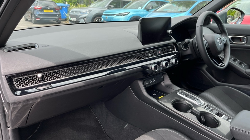 Used Honda Civic 2025 for sale - 76861696: Photo 2