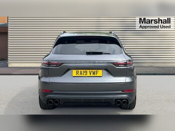 Used Porsche Cayenne 2019 for sale - 75886852: Photo