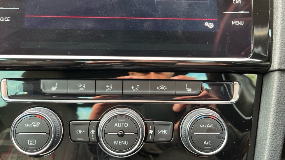 Used Volkswagen Golf 2019 for sale - 76501578: Photo 37