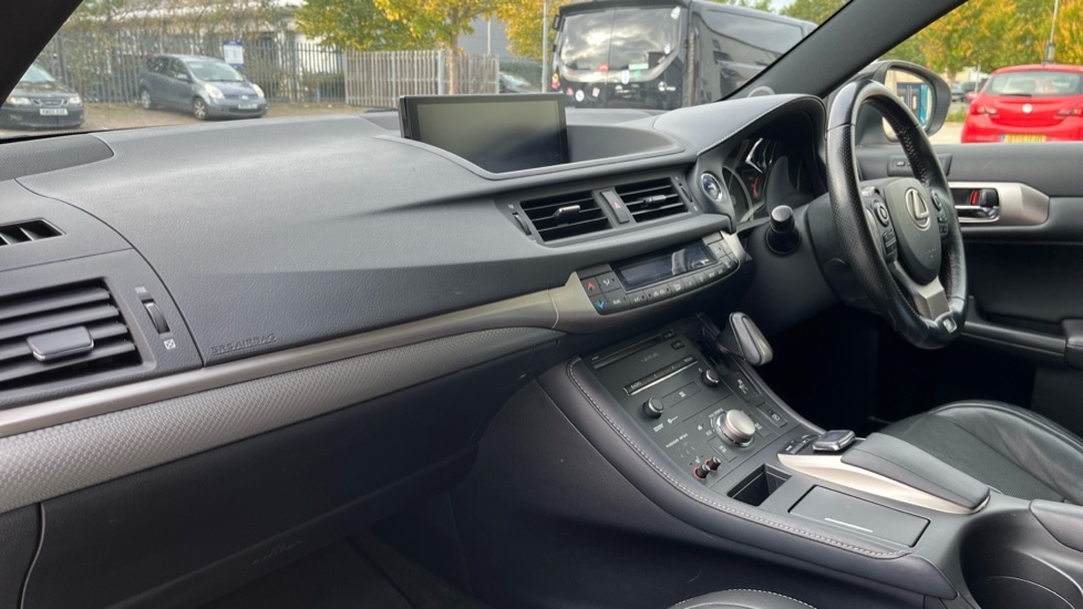 Used Lexus CT 2018 for sale - 76104224: Photo 10