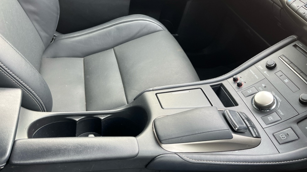 Used Lexus CT 2018 for sale - 76104224: Photo 27