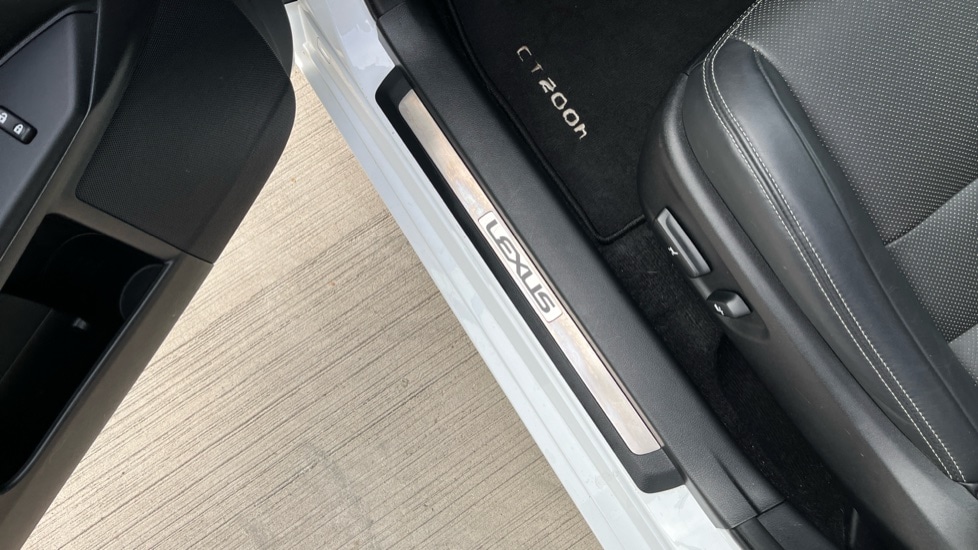 Used Lexus CT 2018 for sale - 76104224: Photo 36