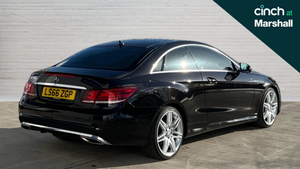 Used Mercedes-Benz E Class 2016 for sale - 76614848: Photo 3