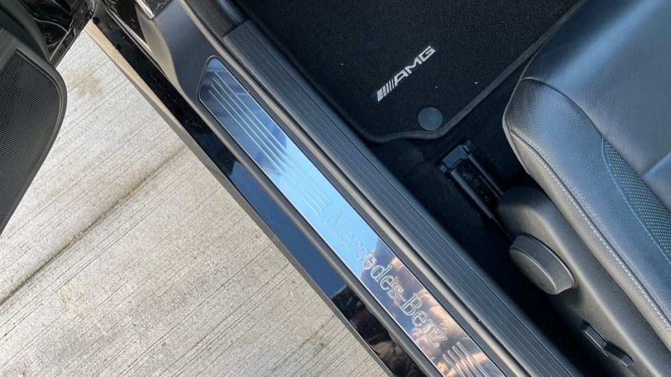 Used Mercedes-Benz E Class 2016 for sale - 76614848: Photo 35