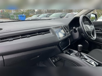 Used Honda HR-V 2020 for sale - 76704336: Photo