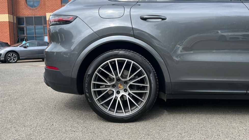 Used Porsche Cayenne 2019 for sale - 76615351: Photo 18