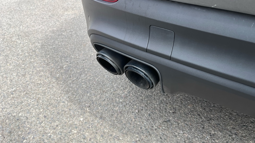 Used Porsche Cayenne 2019 for sale - 76615351: Photo 37