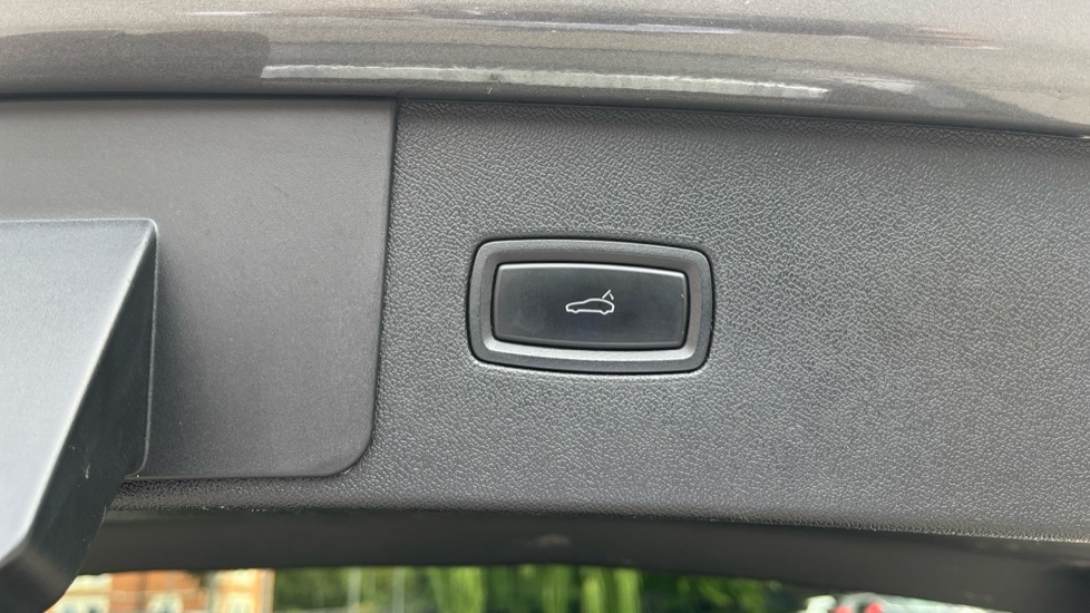 Used Porsche Cayenne 2019 for sale - 76615351: Photo 38