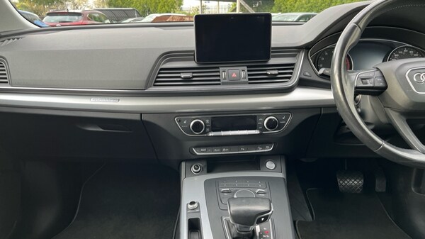 Used Audi Q5 2017 for sale - 76007747: Photo 12