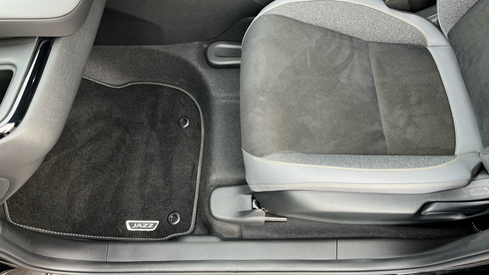 Used Honda Jazz 2025 for sale - 76124539: Photo 30