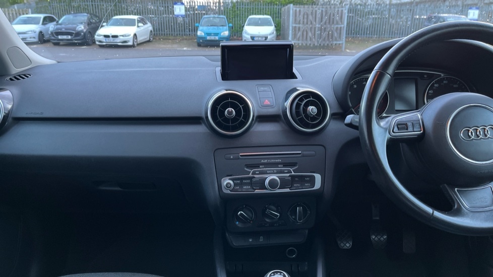 Used Audi A1 2016 for sale - 76977652: Photo 12