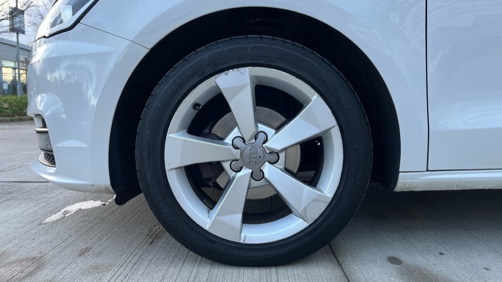 Used Audi A1 2016 for sale - 76977652: Photo 17