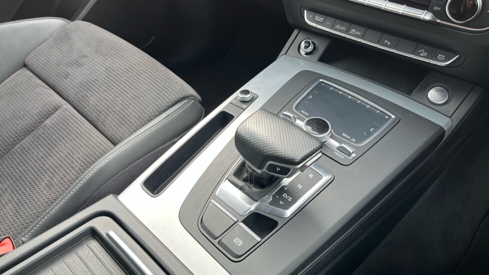 Used Audi Q5 2017 for sale - 76842207: Photo 28