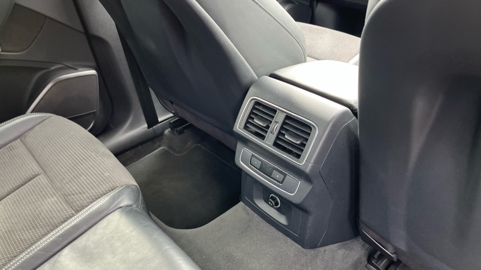 Used Audi Q5 2017 for sale - 76842207: Photo 32