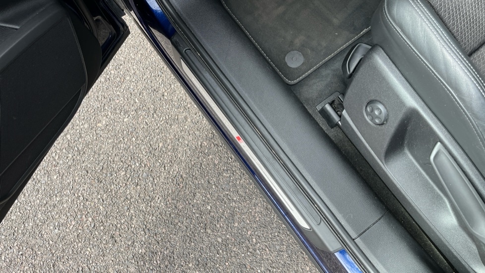 Used Audi Q5 2017 for sale - 76842207: Photo 36