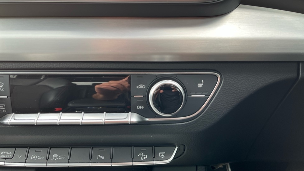 Used Audi Q5 2017 for sale - 76842207: Photo 37