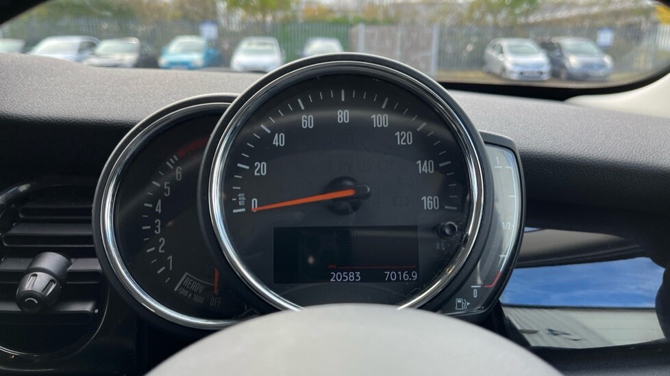 Used MINI Hatch 2022 for sale - 76321943: Photo 13