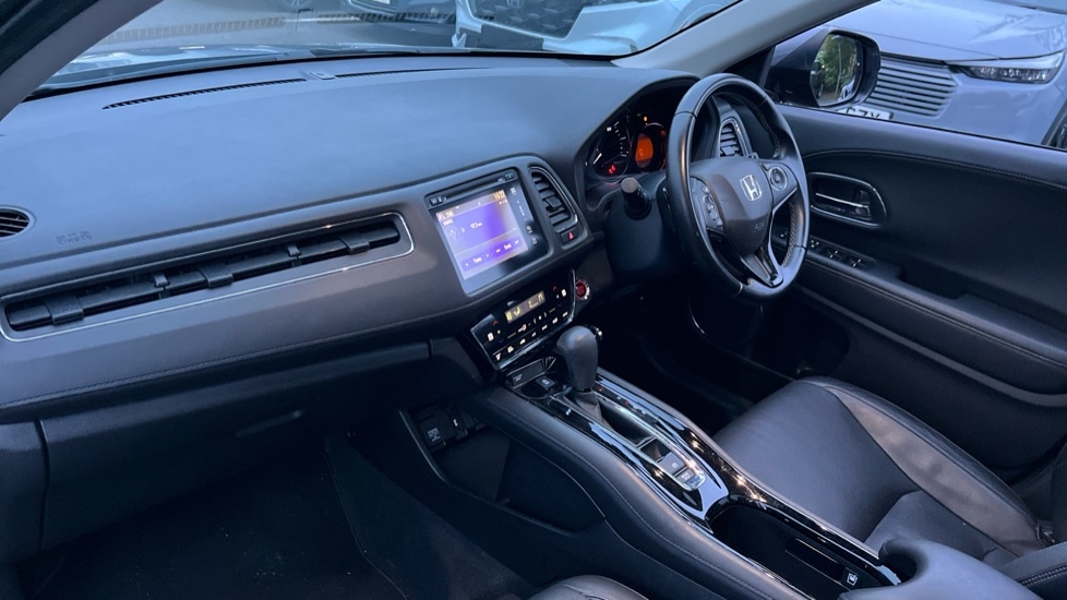 Used Honda HR-V 2020 for sale - 76841919: Photo 2