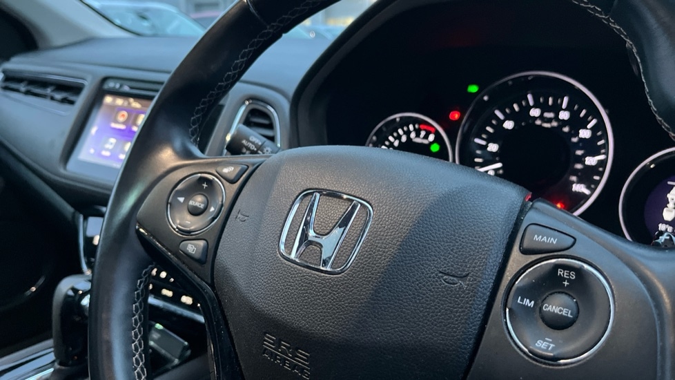 Used Honda HR-V 2020 for sale - 76841919: Photo 37