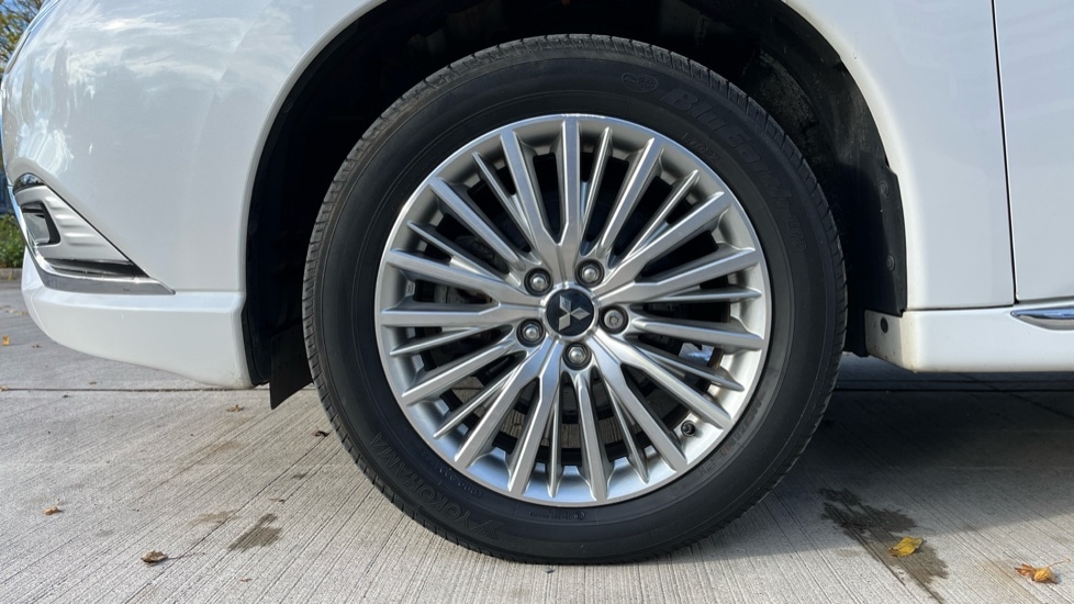 Used Mitsubishi Outlander 2018 for sale - 76372857: Photo 17