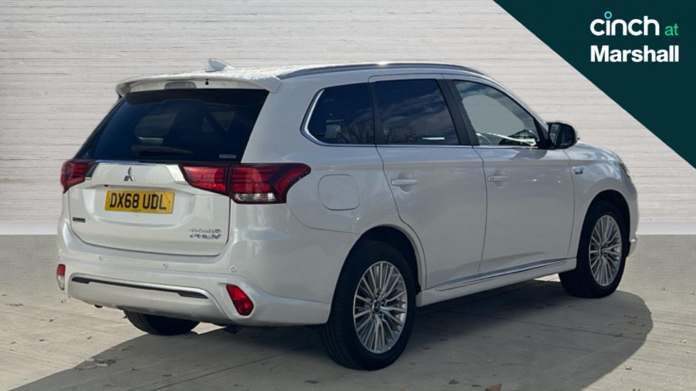Used Mitsubishi Outlander 2018 for sale - 76372857: Photo 3