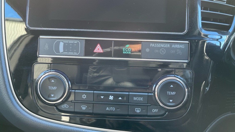 Used Mitsubishi Outlander 2018 for sale - 76372857: Photo 32