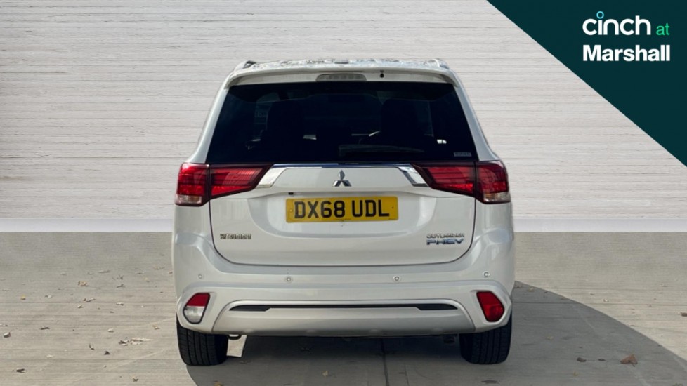 Used Mitsubishi Outlander 2018 for sale - 76372857: Photo 4