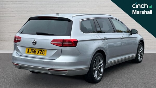 Used Volkswagen Passat 2019 for sale - 76161457: Photo 3