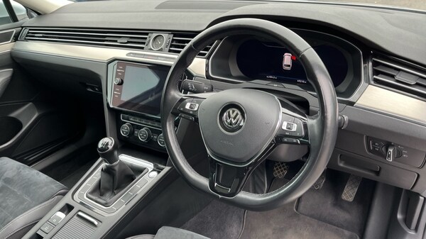 Used Volkswagen Passat 2019 for sale - 76161457: Photo 9
