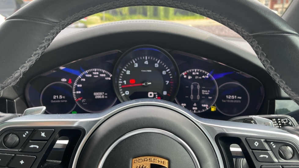 Used Porsche Cayenne 2019 for sale - 76112051: Photo 13