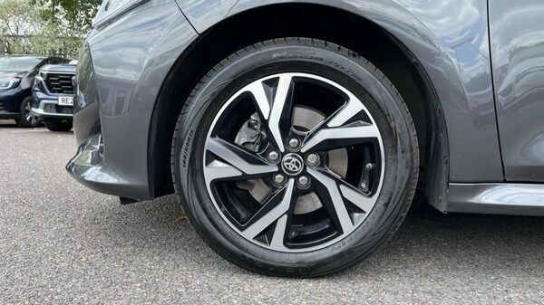 Used Toyota Yaris 2024 for sale - 75274371: Photo 17