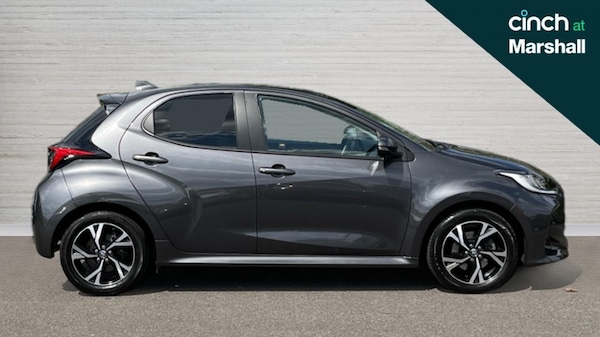 Used Toyota Yaris 2024 for sale - 75274371: Photo 2