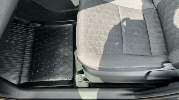 Used Toyota Yaris 2024 for sale - 75274371: Photo 30