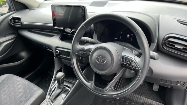 Used Toyota Yaris 2024 for sale - 75274371: Photo 9