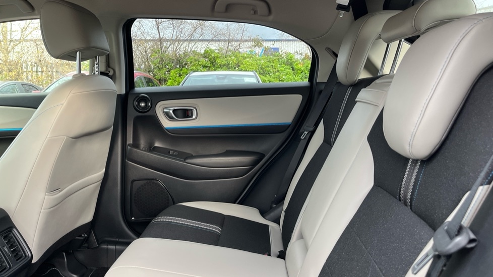 Used Honda HR-V 2025 for sale - 76452070: Photo 8