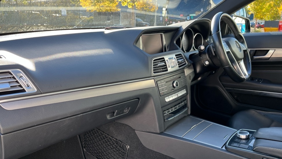 Used Mercedes-Benz E Class 2016 for sale - 76587087: Photo 10