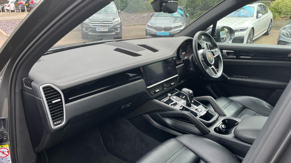 Used Porsche Cayenne 2019 for sale - 77047625: Photo 10