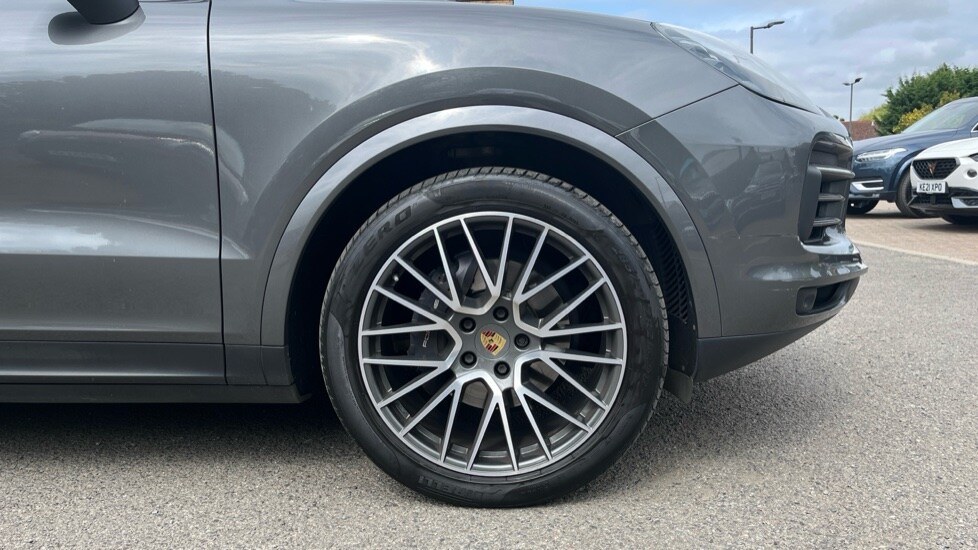 Used Porsche Cayenne 2019 for sale - 77047625: Photo 17