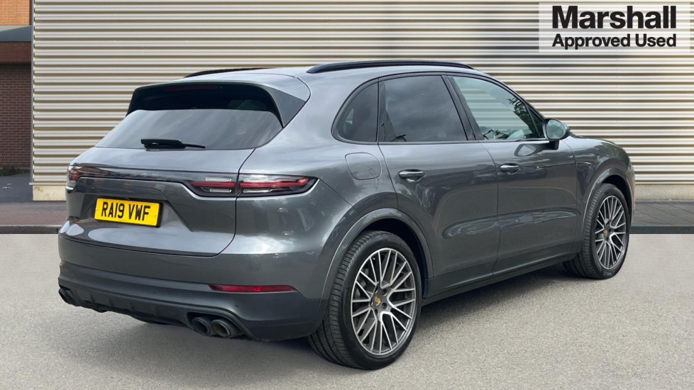 Used Porsche Cayenne 2019 for sale - 77047625: Photo 3