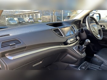 Used Honda CR-V 2016 for sale - 76927988: Photo