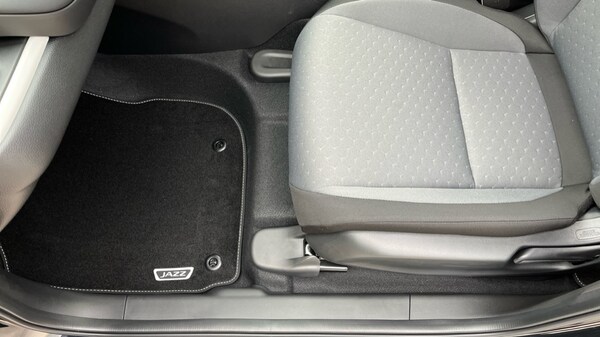 Used Honda Jazz 2025 for sale - 76161495: Photo 30