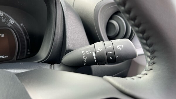 Used Toyota Aygo X 2023 for sale - 75629669: Photo 23