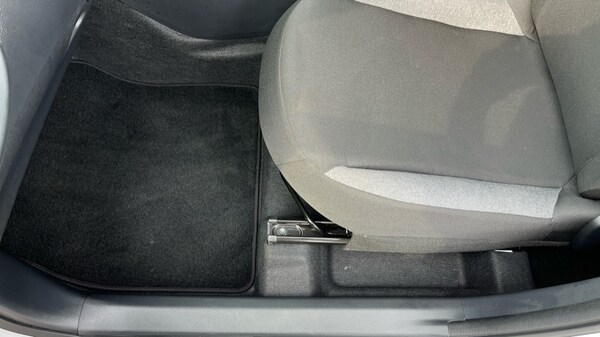 Used Toyota Aygo X 2023 for sale - 75629669: Photo 30