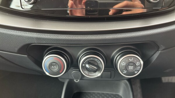 Used Toyota Aygo X 2023 for sale - 75629669: Photo 32